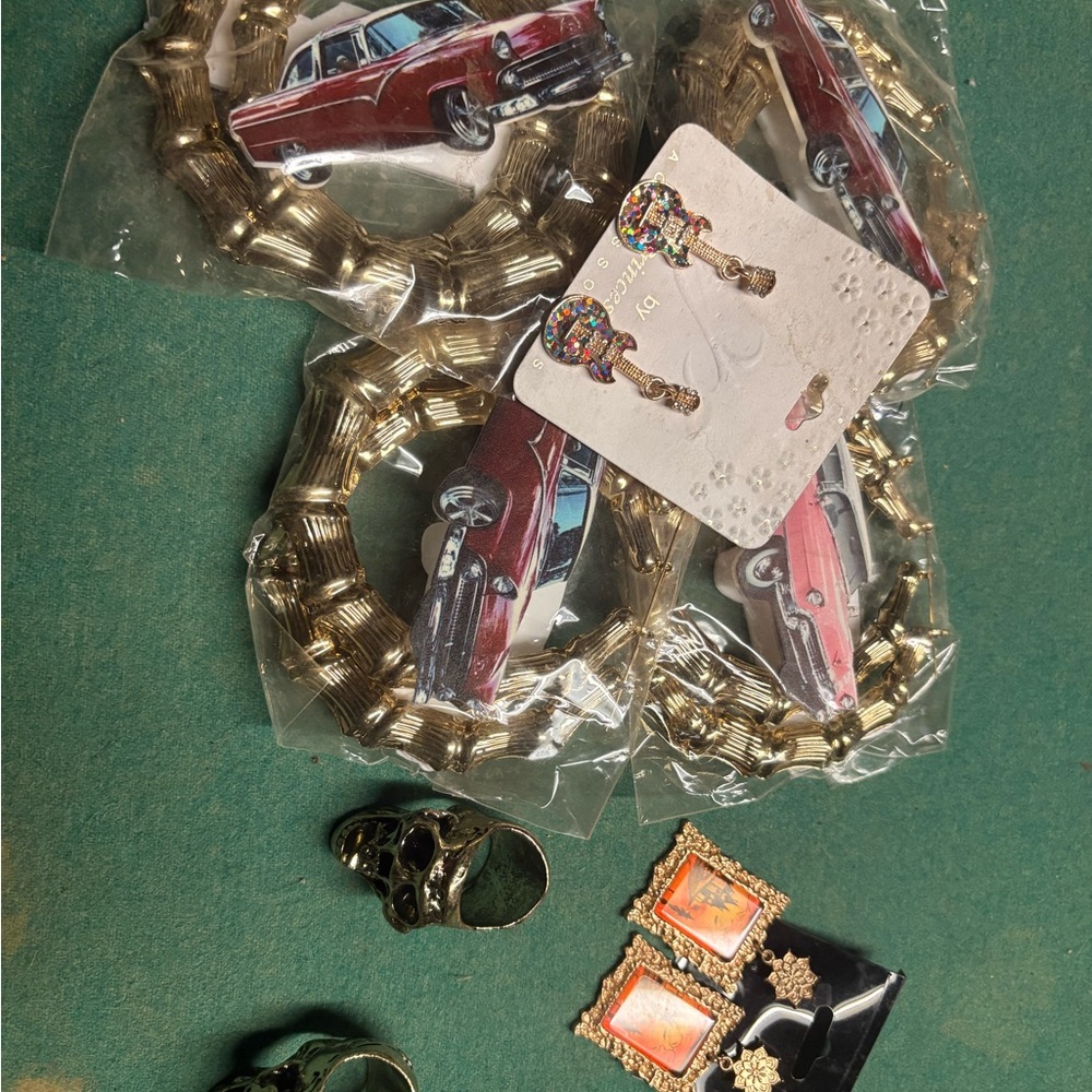 Gold Car-Themed Bracelet Set